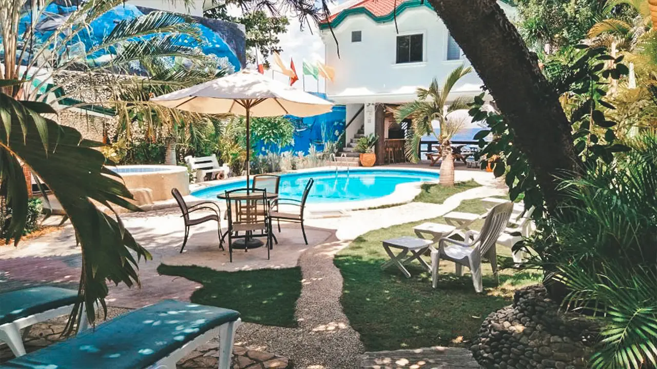 Love's Dive Resort in Moalboal