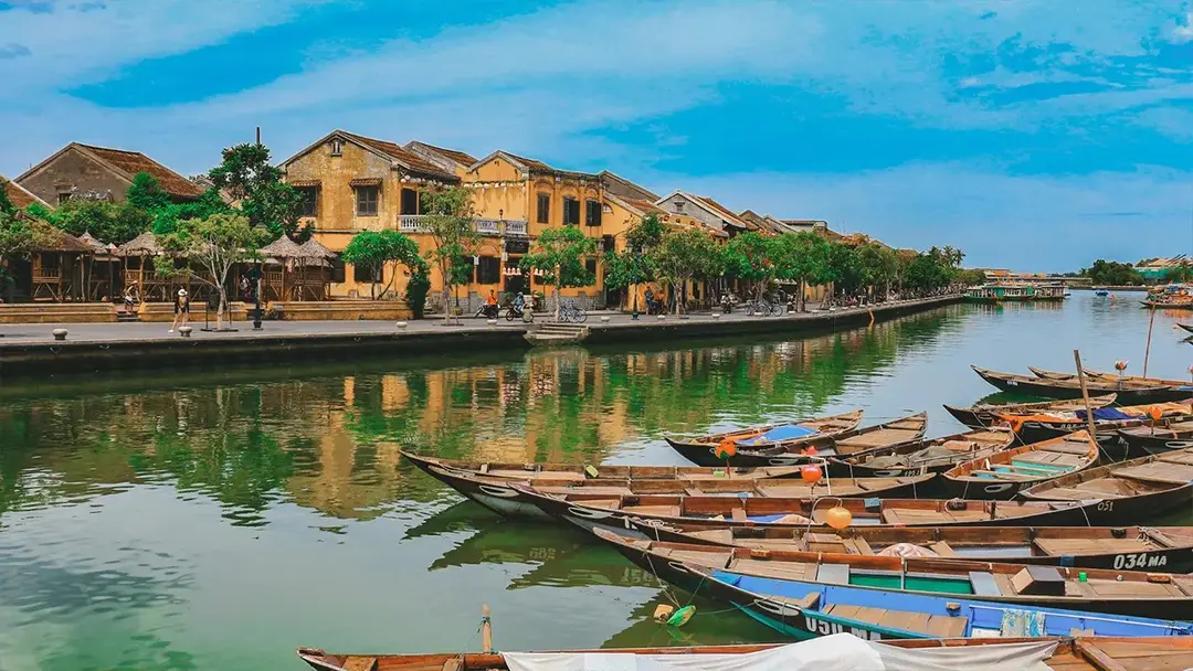 Explore Hoi An