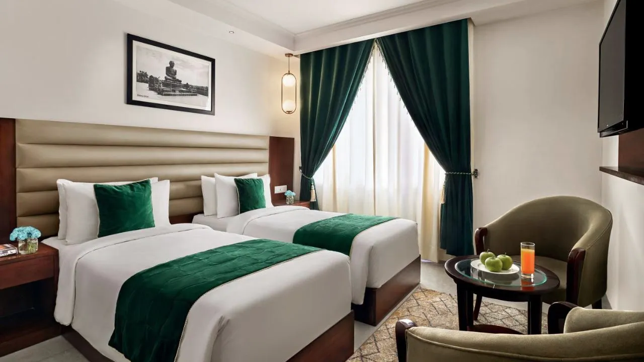 Deventure Hotel
