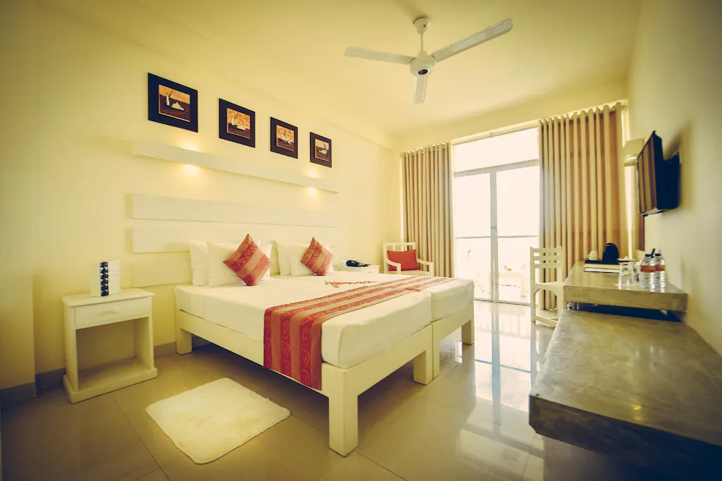 Beacon Beach - Negombo